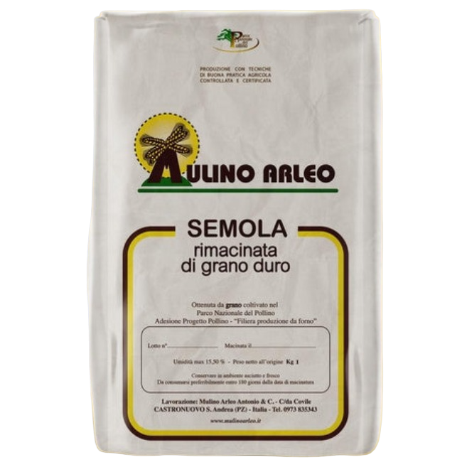 Semola rimacinata farina di grano duro lucana di Castronuovo di Sant'Andrea
