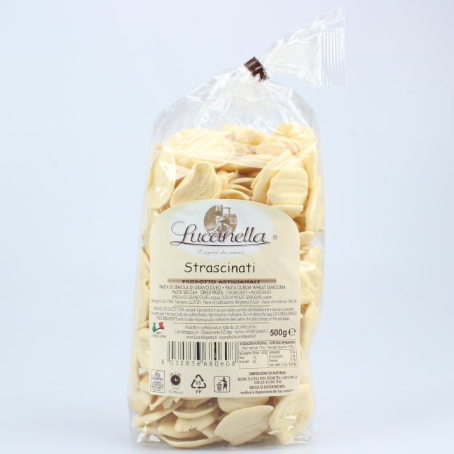 Strascinati artigianali del Pastificio Lucanella, tipica pasta della Basilicata realizzata con semola di grano duro selezionata e lavorata secondo la tradizione lucana.
