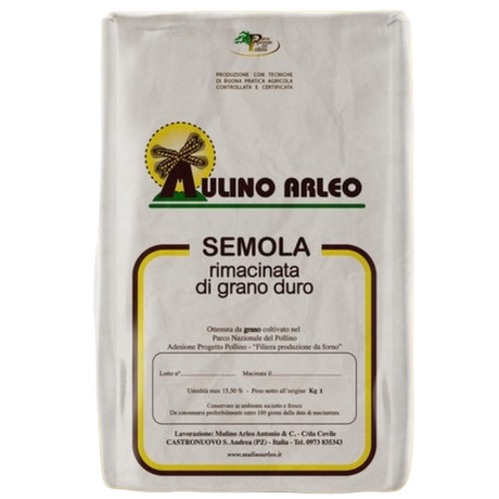 Semola rimacinata farina di grano duro lucana di Castronuovo di Sant'Andrea