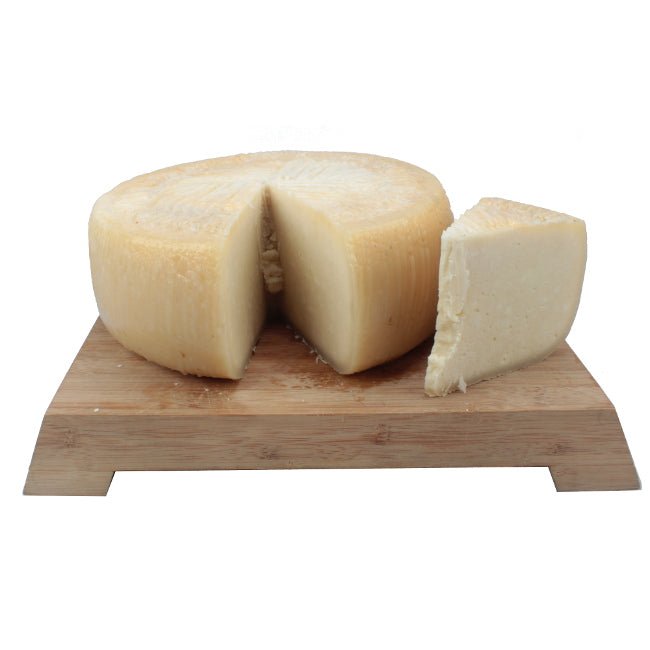 Formaggio Capretta Bedda della Basilicata prodotto da capre al pascolo