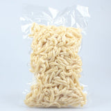 Caserecce di pasta fresca artigianale, ottenute da semola di grano duro nel laboratorio di Laurenzana.