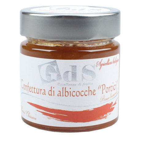 Confettura biologica di albicocche prodotta artigianalmente in Basilicata con albicocche raccolte e trasformate nello stesso giorno.