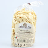 Foglie di Ulivo del Pastificio Lucanella, pasta artigianale della Basilicata realizzata con semola di grano duro e caratterizzata dalla tipica forma ispirata alle foglie dell'ulivo.