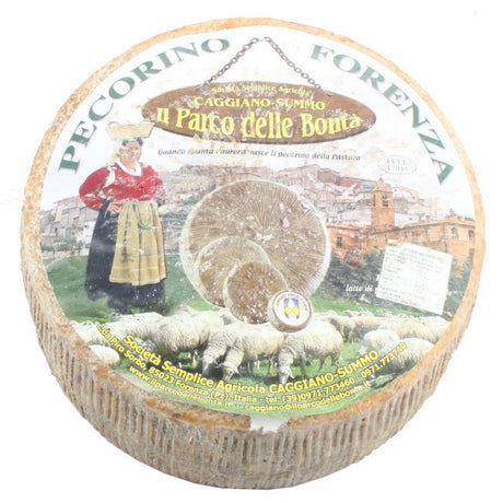 Formaggio di Forenza Caggiano Summo prodotto con latte crudo di pecora proveniente da allevamenti al pascolo nelle colline lucane, stagionato naturalmente secondo la tradizione casearia della Basilicata.