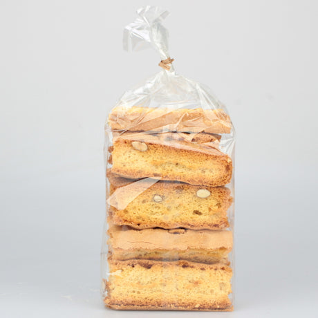 Biscotti per la colazione artigianali Lucani